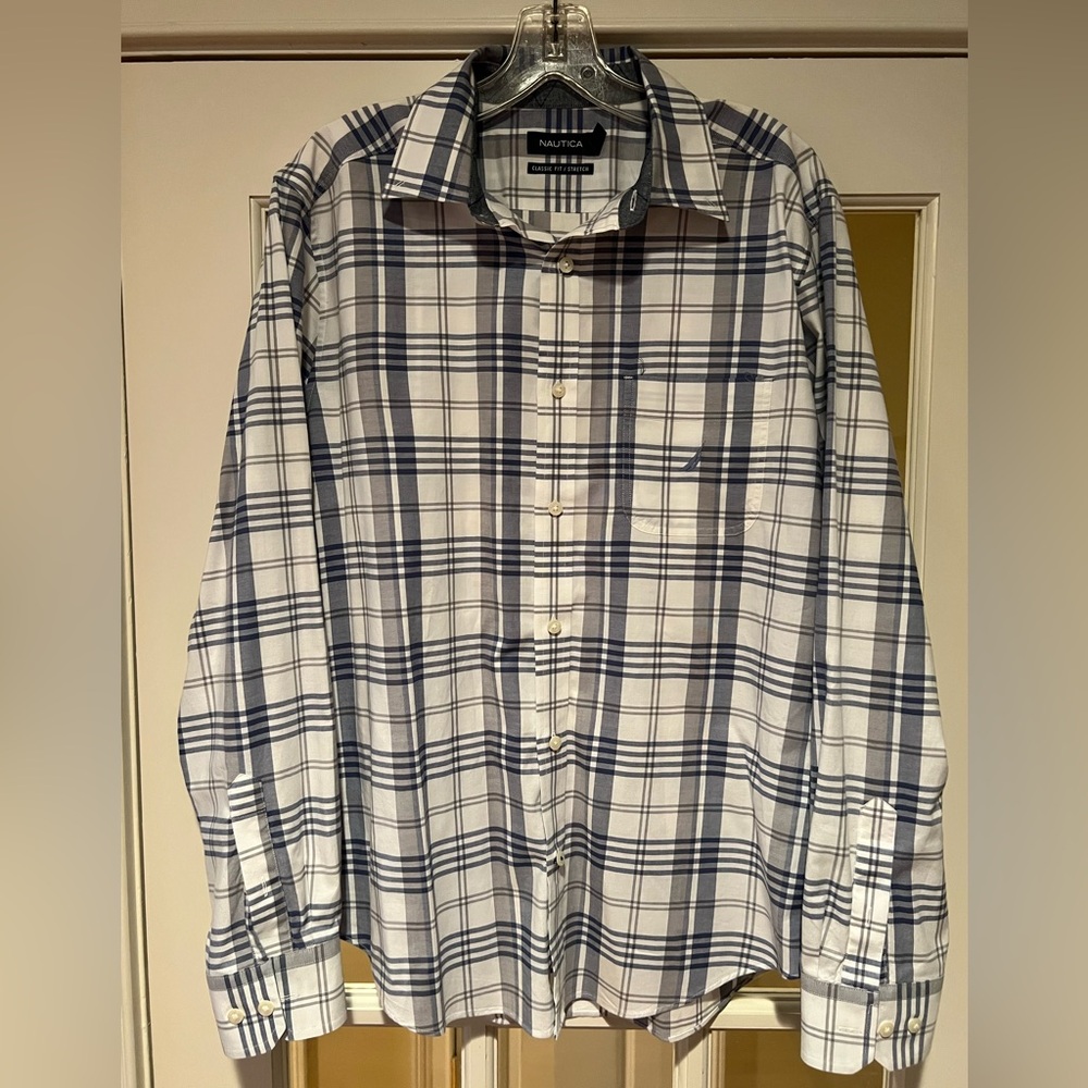 EUC - NAUTICA - Men’s Long Sleeve Dress Shirt - Size: M
